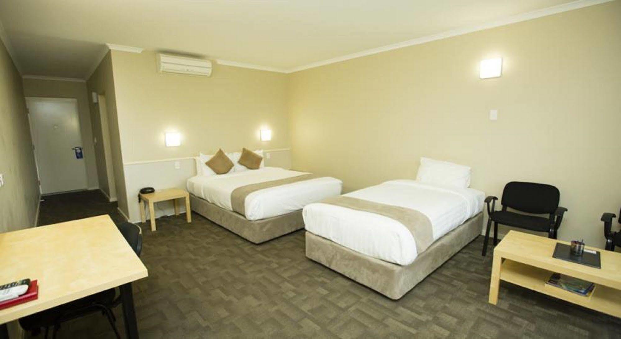 Geraldton Motor Inn 외부 사진